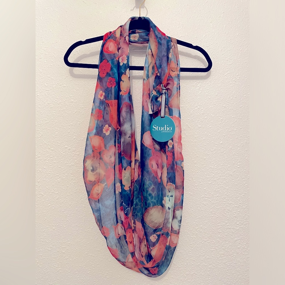 Brand New Kathy Davis Live Your Joy Colorful watercolor floral scarf